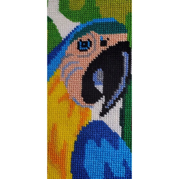 Beautiful Handmade Parrot Cross Stitch, Professionally Framed, 18" x 18" Frame - Picture 4 of 7